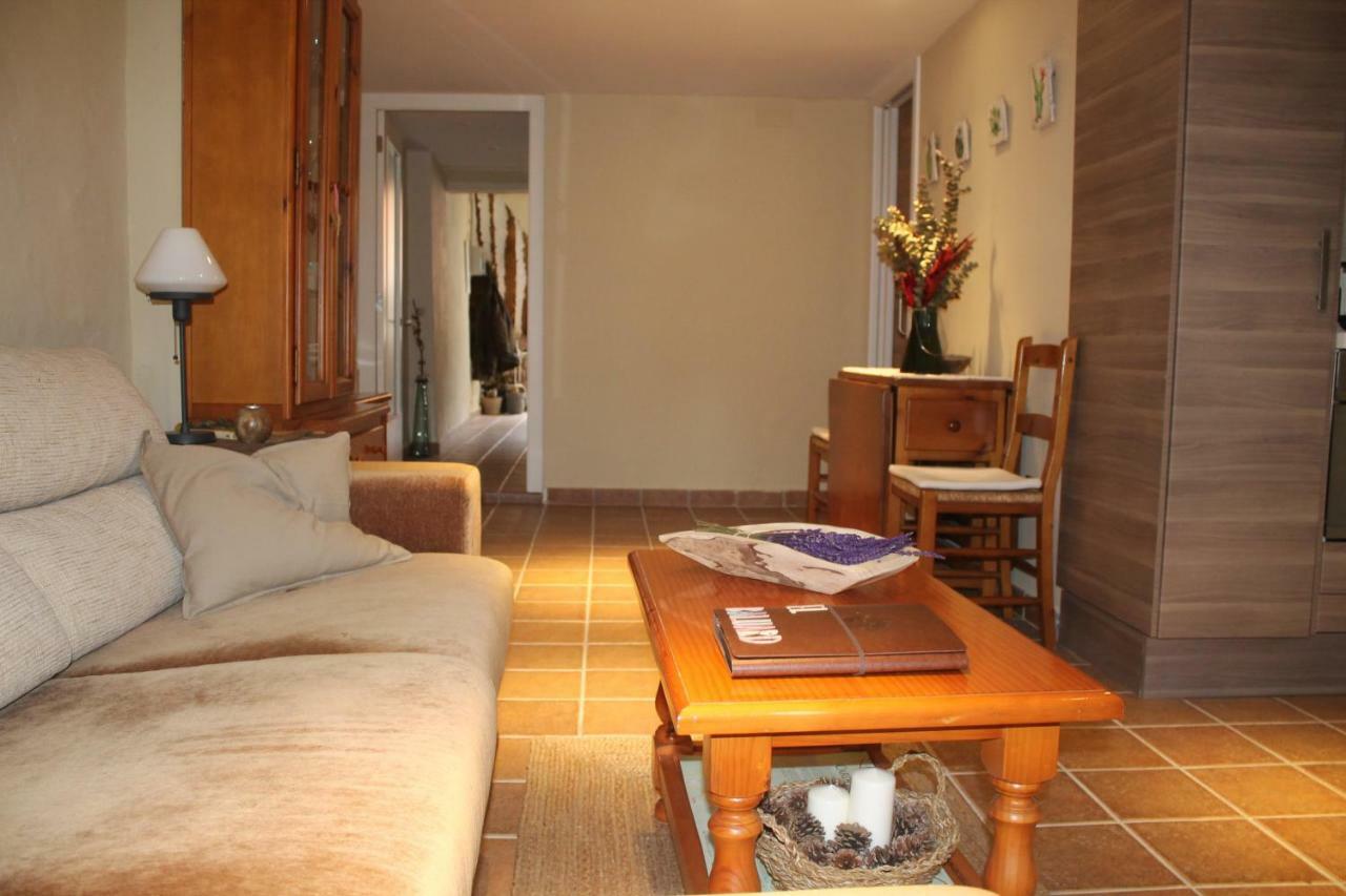 El Baluard Apartment Cardona Exterior photo